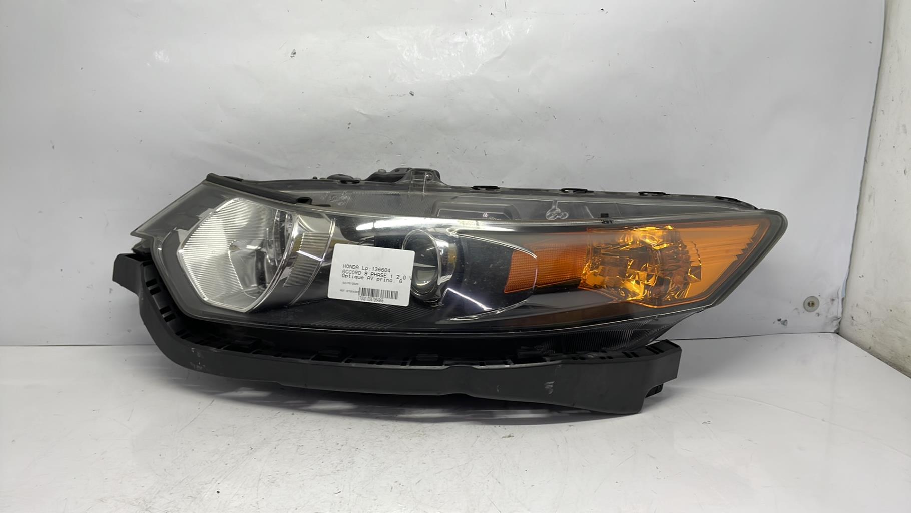Optique avant principal gauche (feux)(phare) honda accord 8 phase 1