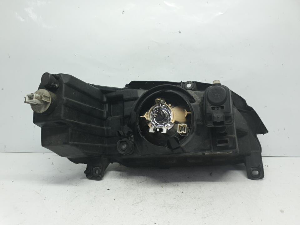 Optique avant principal gauche (feux)(phare) peugeot 106 phase 2