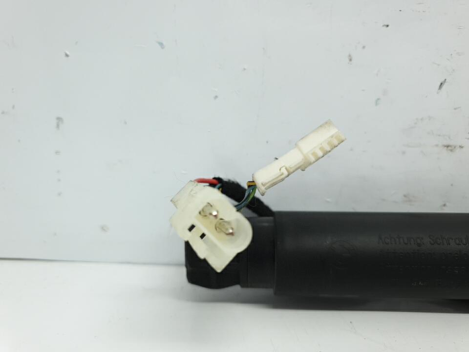 Verin de coffre gauche bmw x5 e70 phase 2