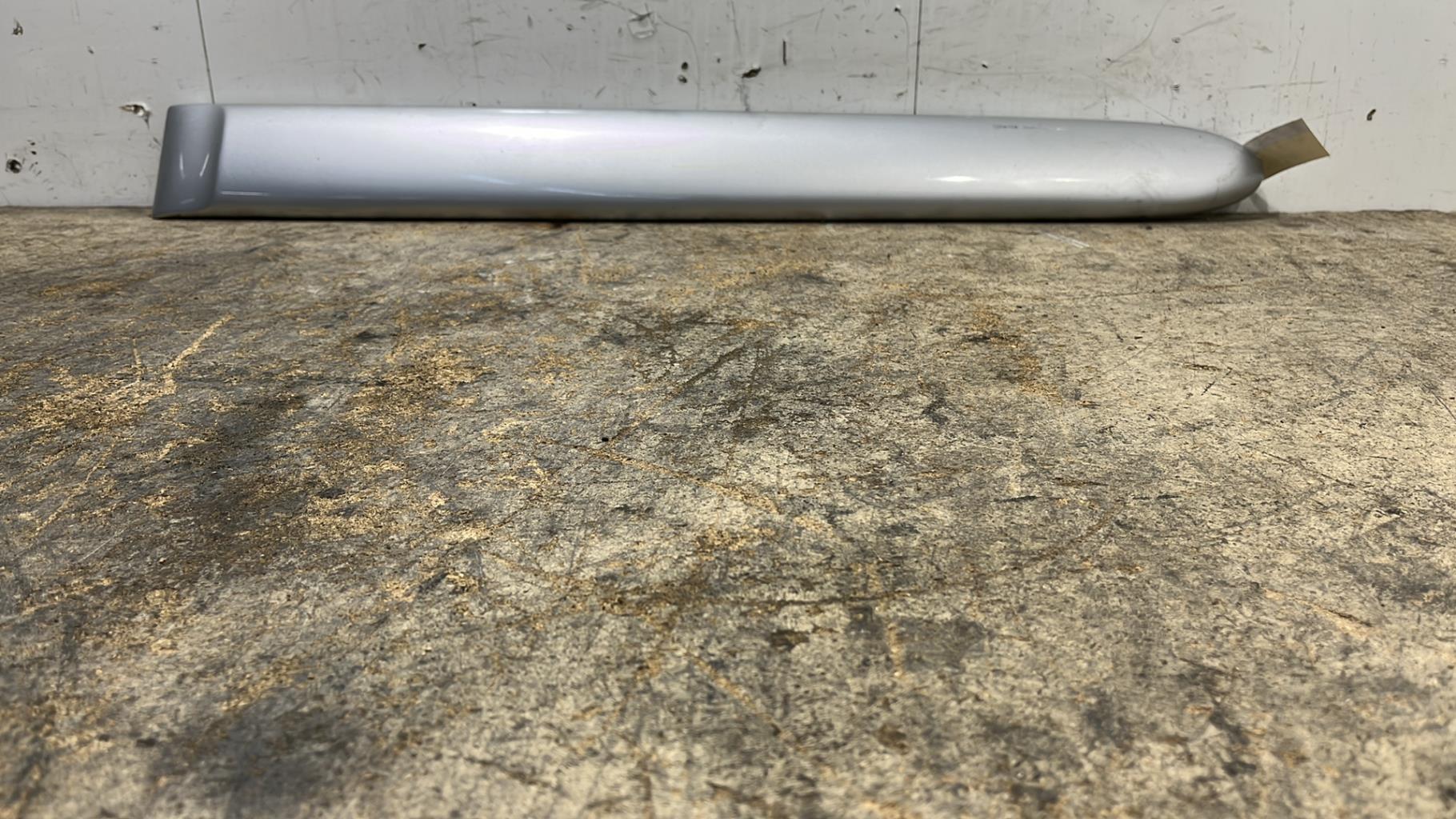 Baguette de porte arriere gauche  citroen xsara picasso phase 1