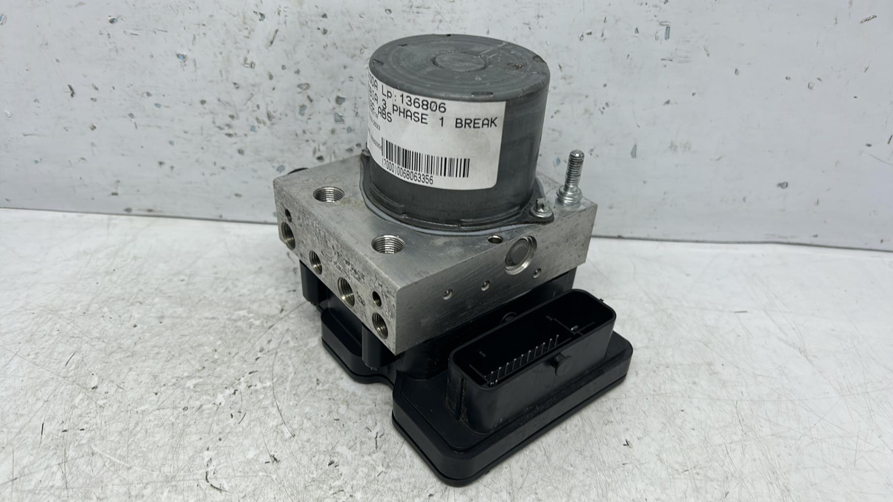 Bloc ABS (freins anti-blocage) skoda fabia 3 phase 1 break
