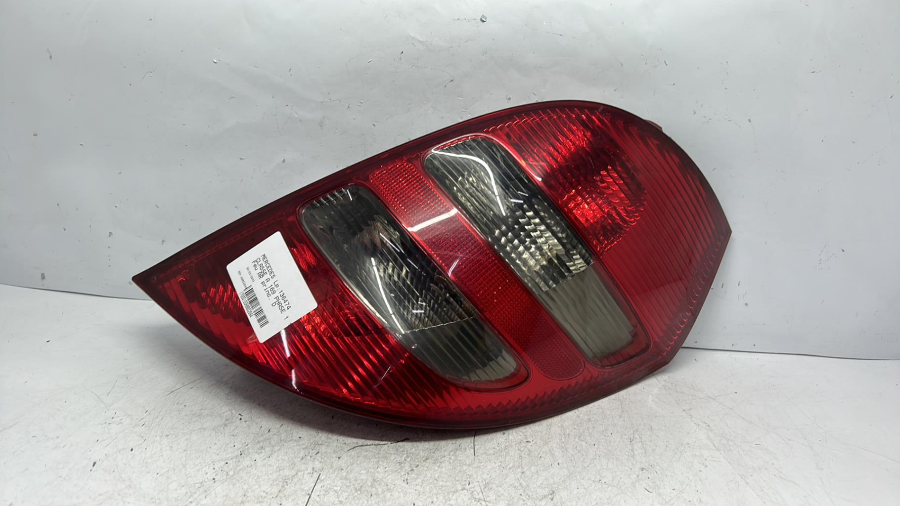 Feu arriere principal droit (feux) mercedes classe a 169 phase 1