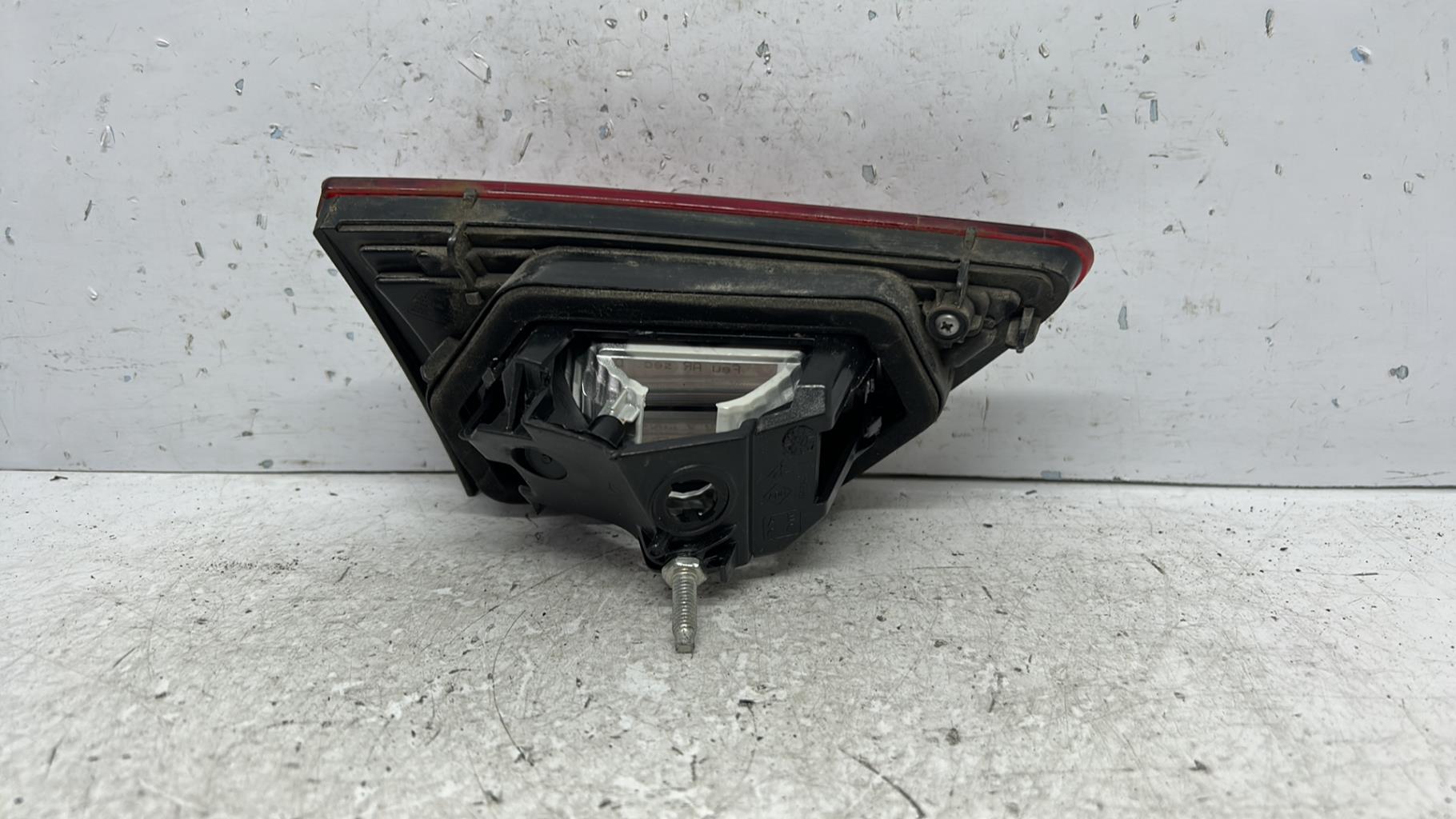 Feu arriere secondaire droit (feux) renault clio 4 phase 1