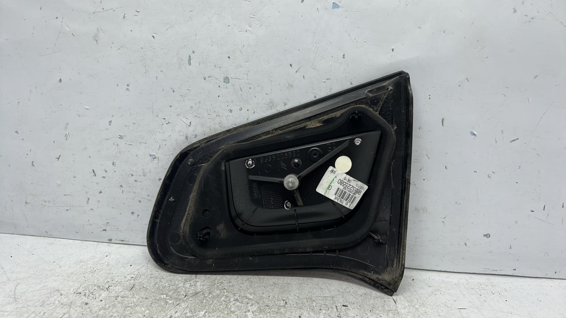 Feu arriere secondaire gauche (feux) citroen c3 2 phase 1