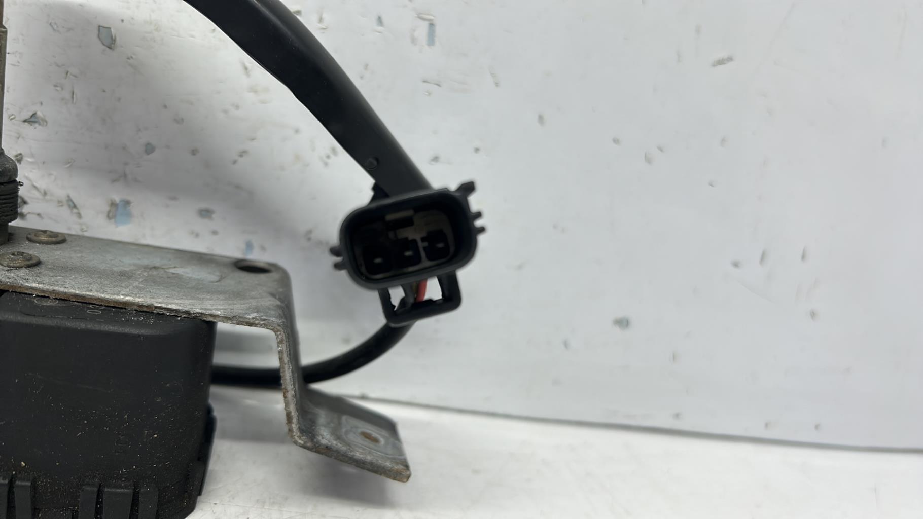 Gicleur lave glace volvo s 60 1 phase 1