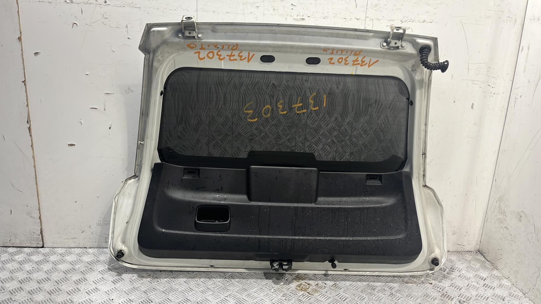 Malle/Hayon arriere fiat punto evo 3
