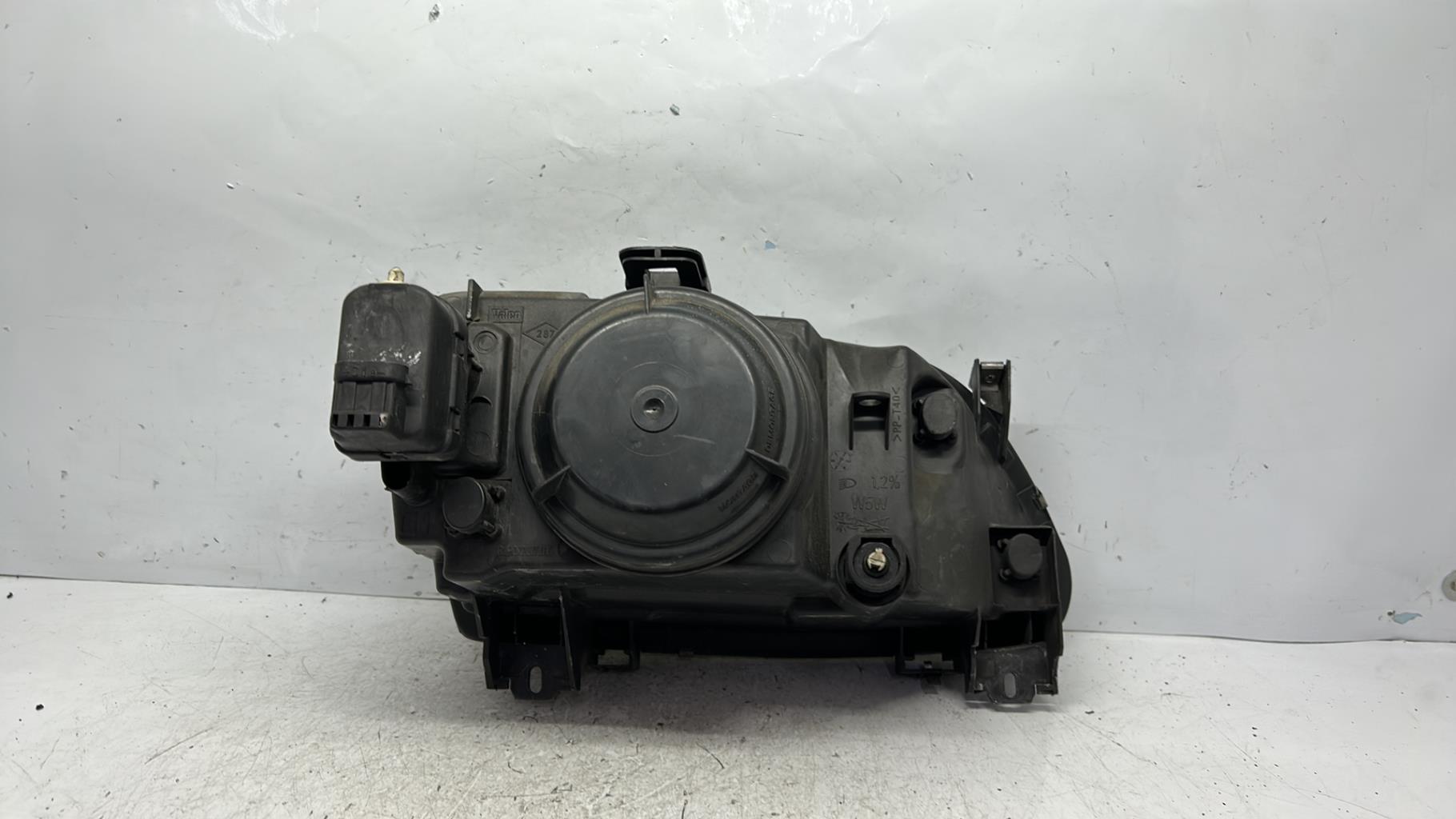 Optique avant principal gauche (feux)(phare) renault megane 1 phase 1