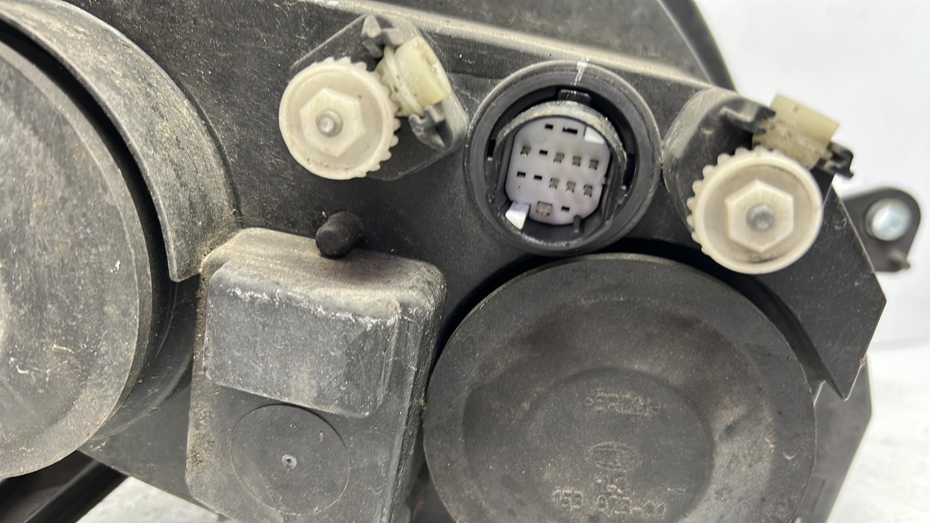 Optique avant principal gauche (feux)(phare) lancia musa phase 2