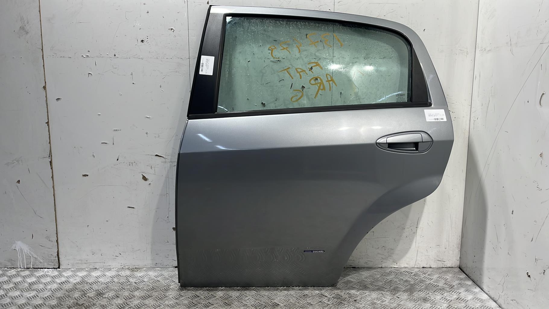 Porte arriere gauche fiat grande punto
