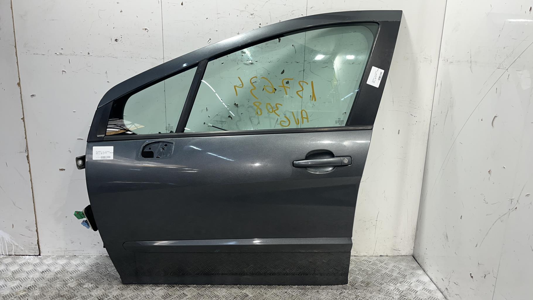 Porte avant gauche peugeot 308 1 sw phase 1 break