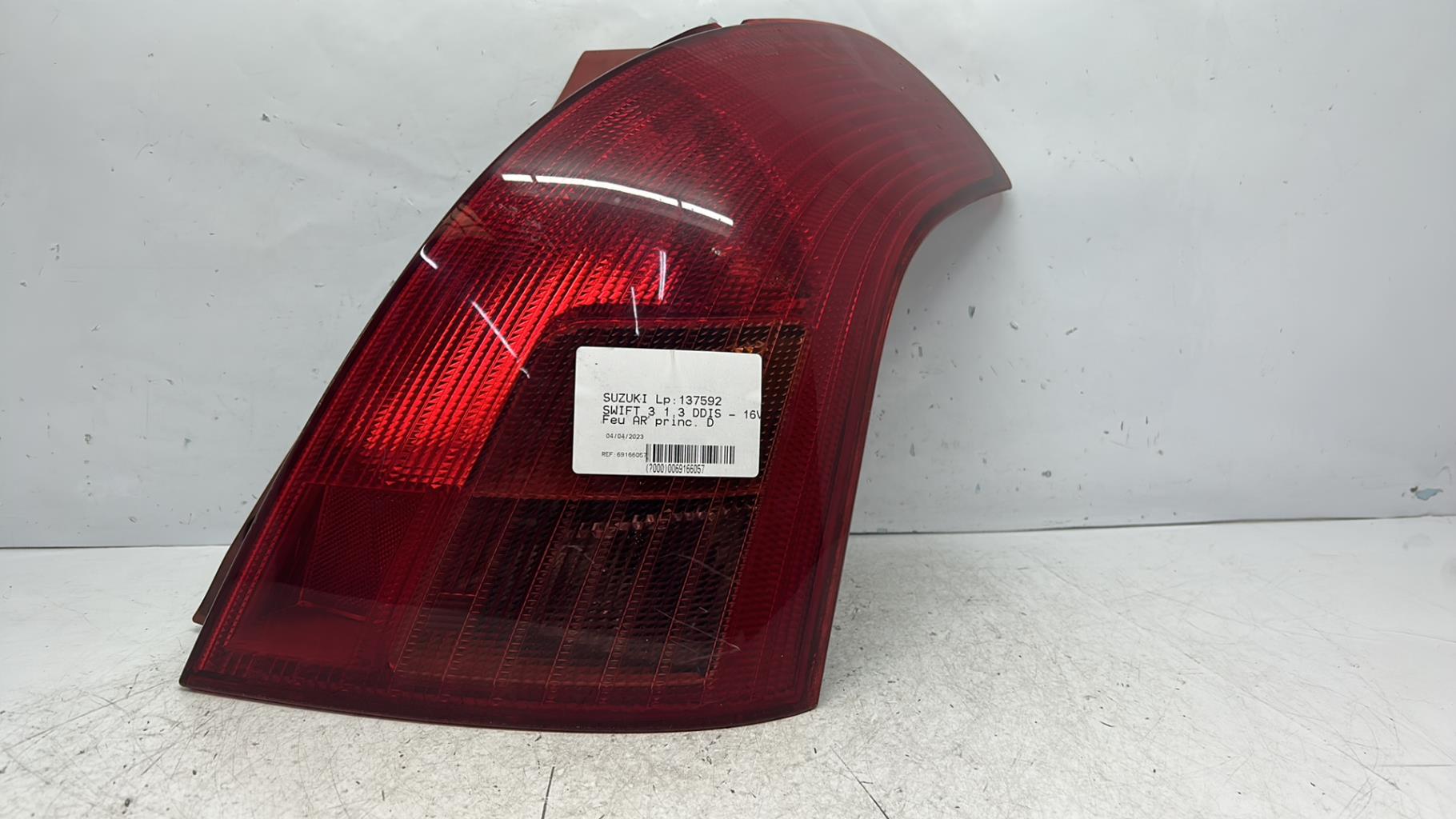 Feu arriere principal droit (feux) suzuki swift 3