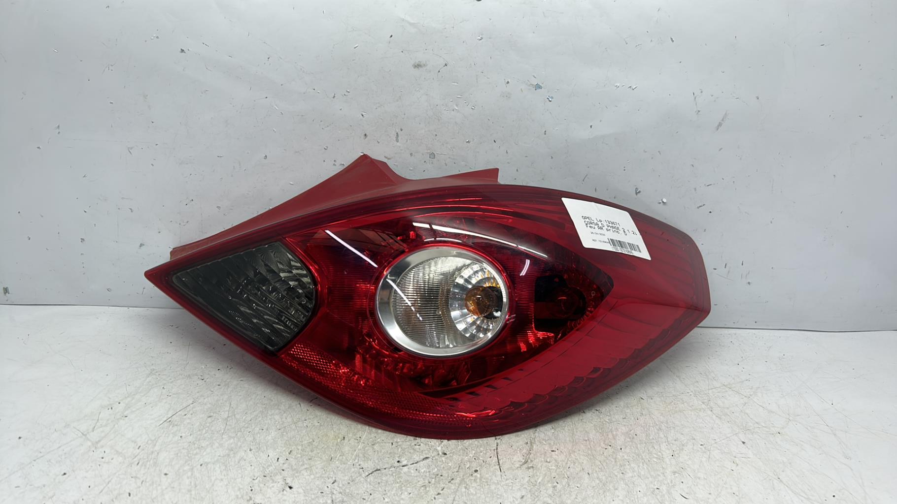 Feu arriere principal droit (feux) opel corsa d phase 2