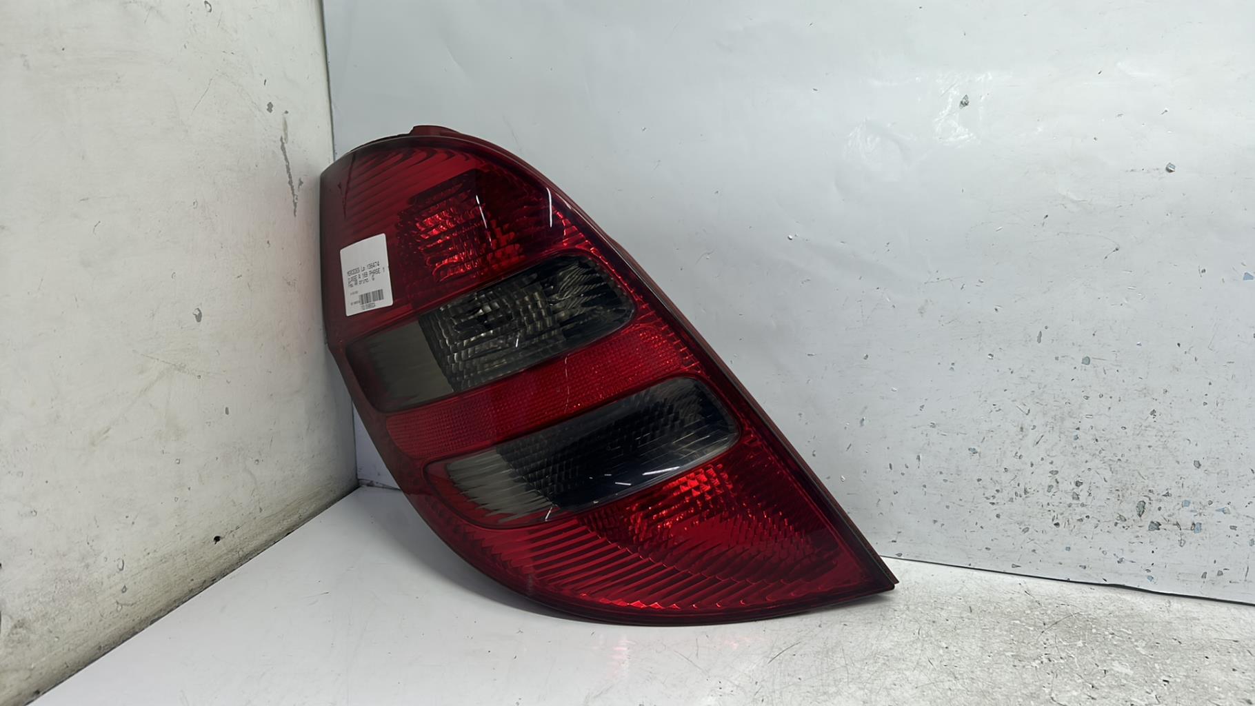 Feu arriere principal gauche (feux) mercedes classe a 169 phase 1