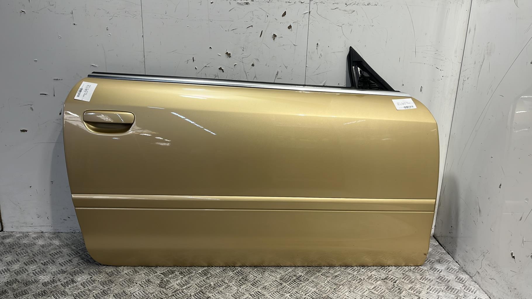 Porte avant droit audi a4 2 cabrio phase 1
