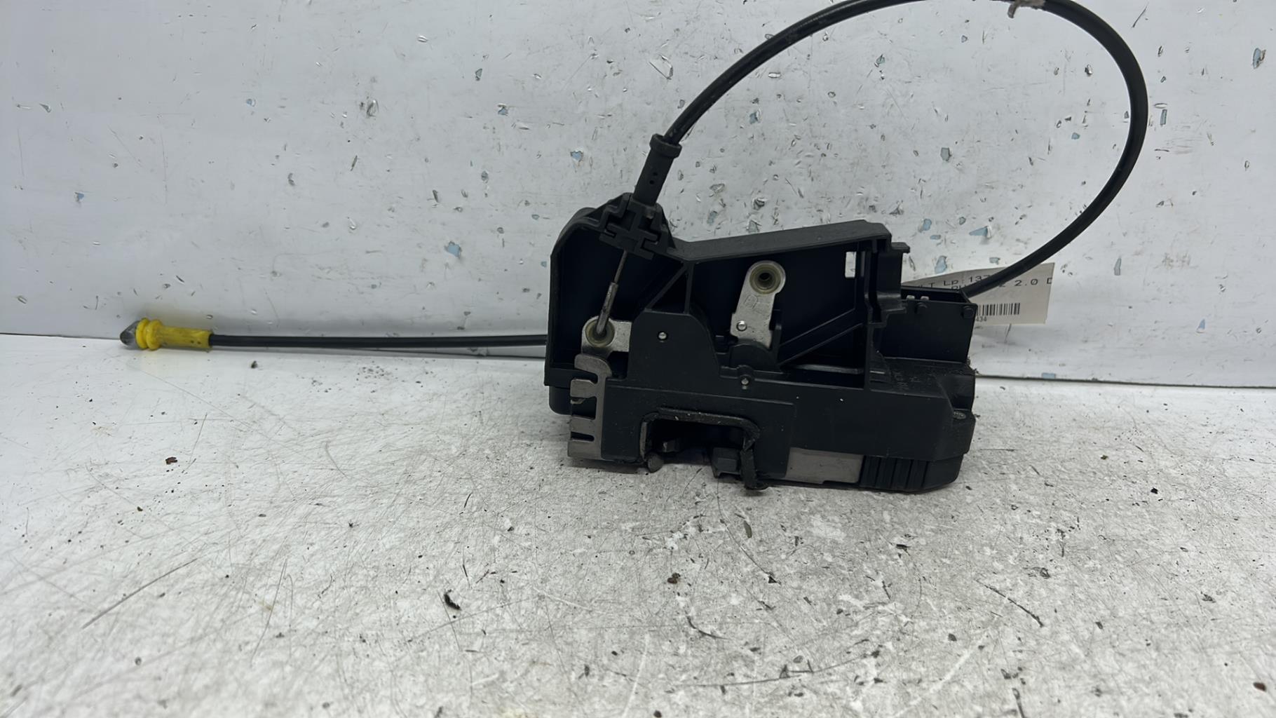 Serrure avant droit renault trafic 2 phase 2