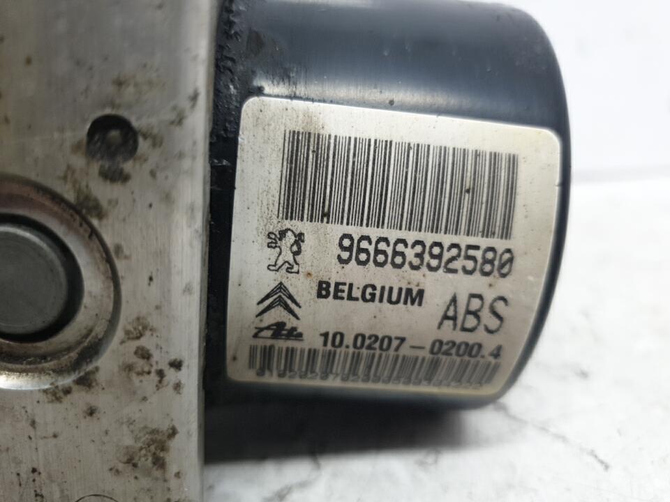 Bloc ABS (freins anti-blocage) citroen c3 2 phase 1