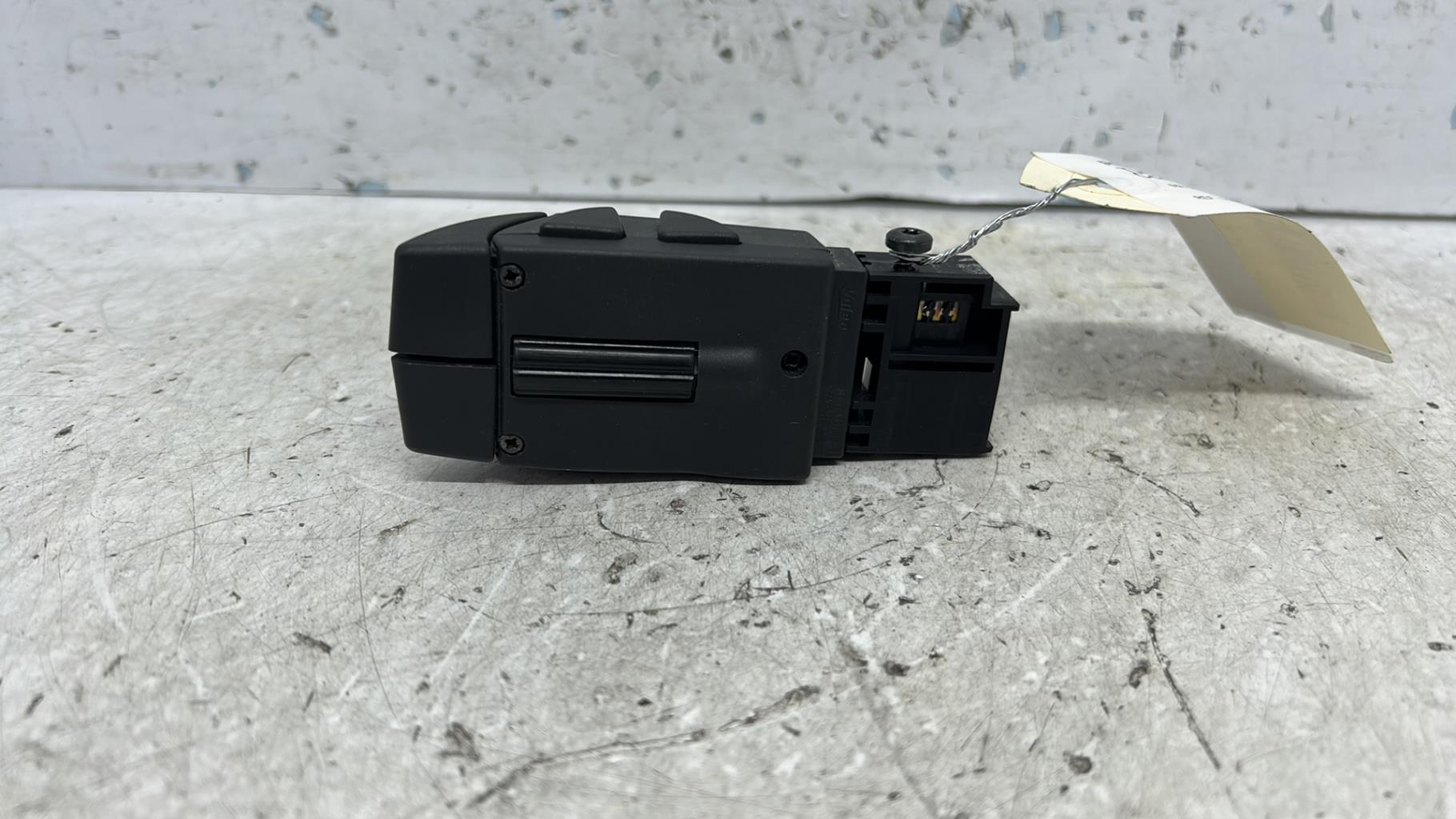 Commande autoradio renault twingo 3 phase 1