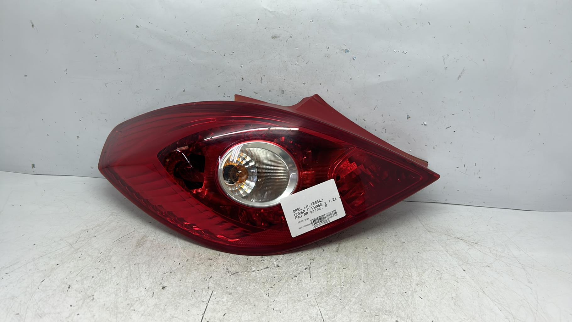 Feu arriere principal gauche (feux) opel corsa d phase 1