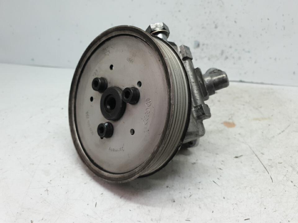 Pompe de direction audi a4 2 cabrio phase 1