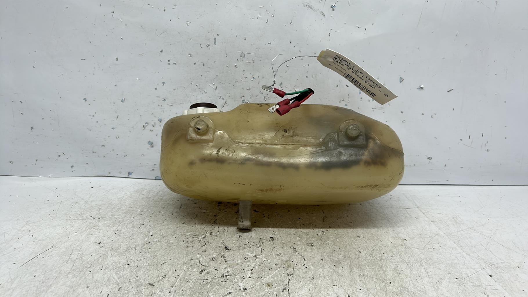 Vase d'expansion renault r25 phase 1