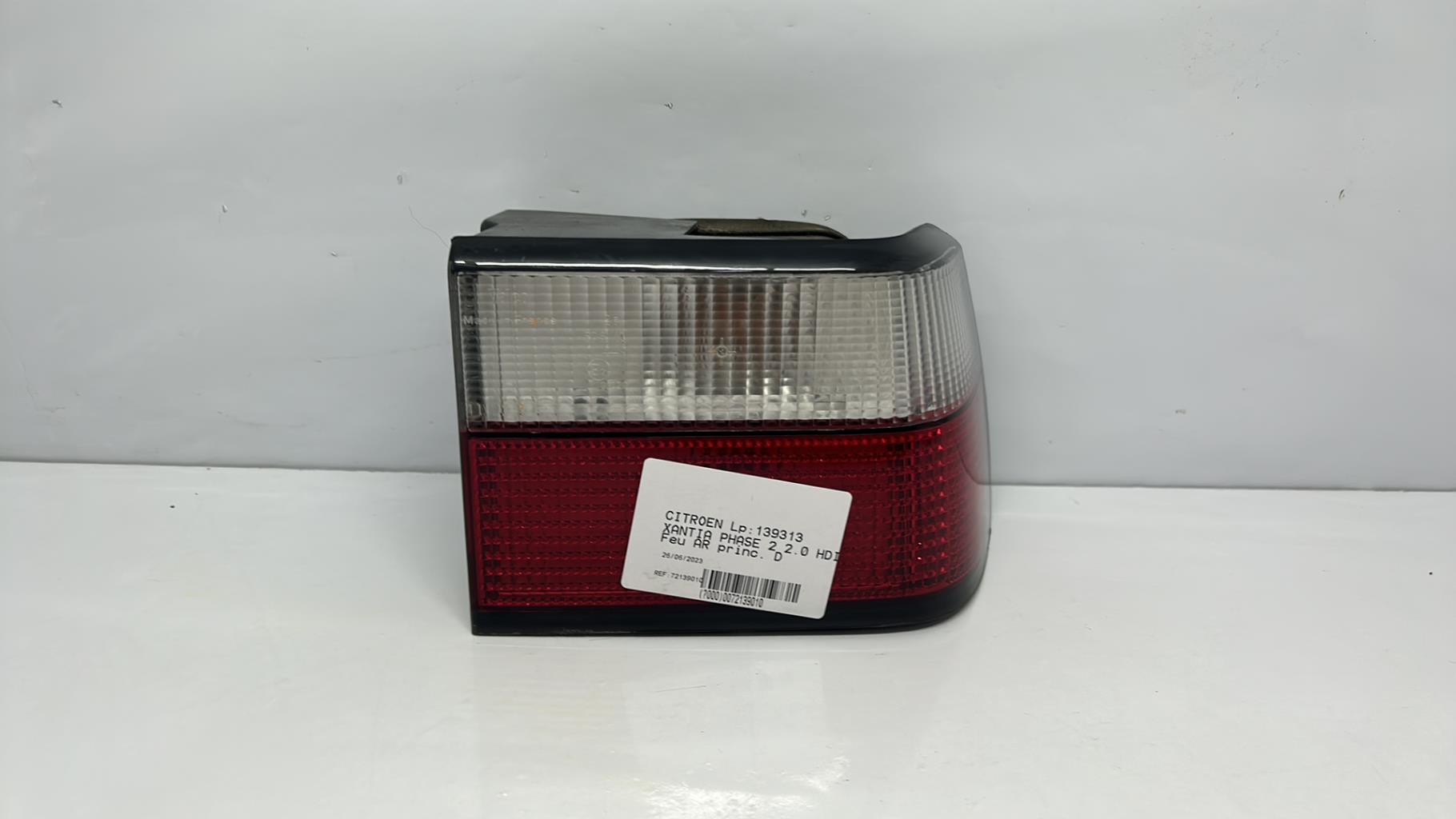 Feu arriere principal droit (feux) citroen xantia phase 2