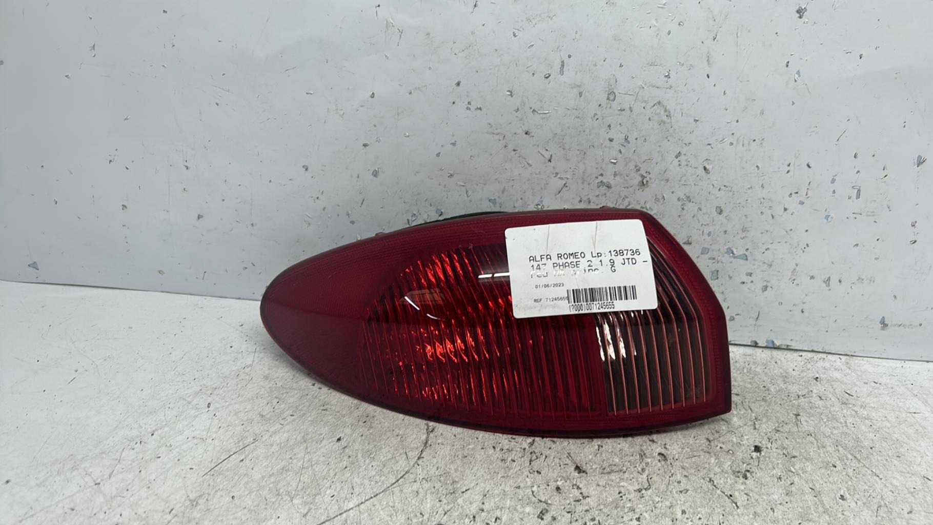Feu arriere principal gauche (feux) alfa romeo 147 phase 2