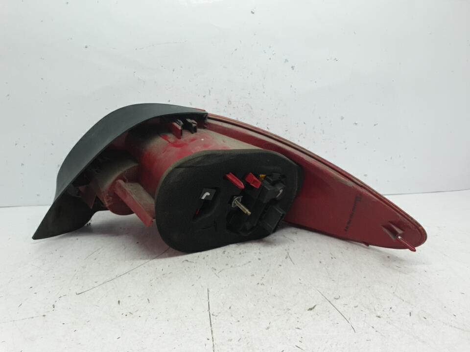 Feu arriere principal gauche (feux) peugeot 206 phase 2 cabriolet