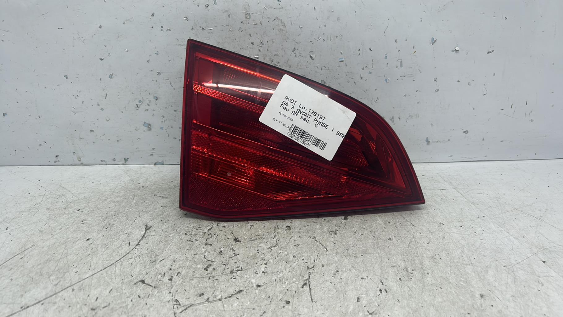 Feu arriere secondaire gauche (feux) audi a4 3 avant phase 1 break