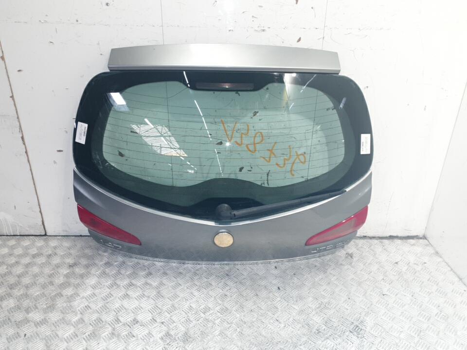 Malle/Hayon arriere alfa romeo 147 phase 2