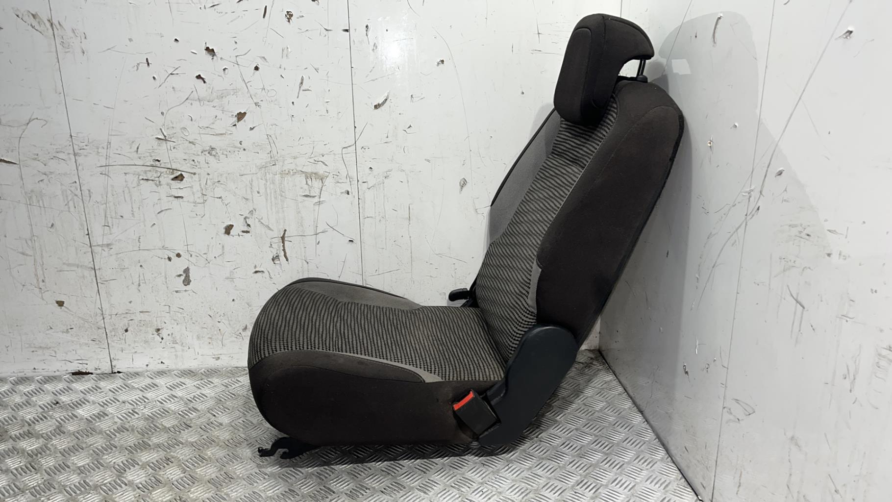 Siege arriere droit peugeot partner 2 phase 1
