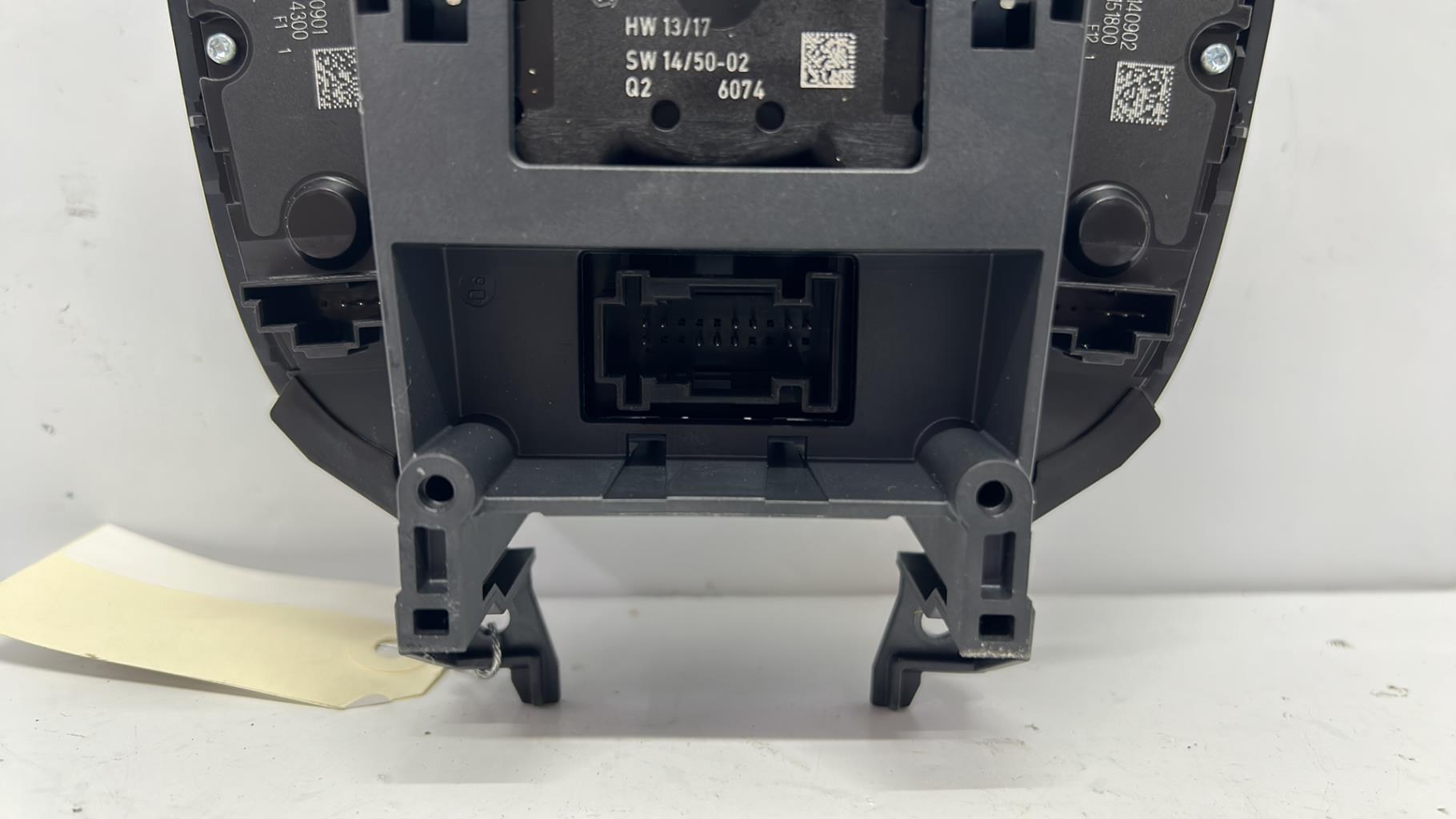 Commande GPS mercedes classe e 213