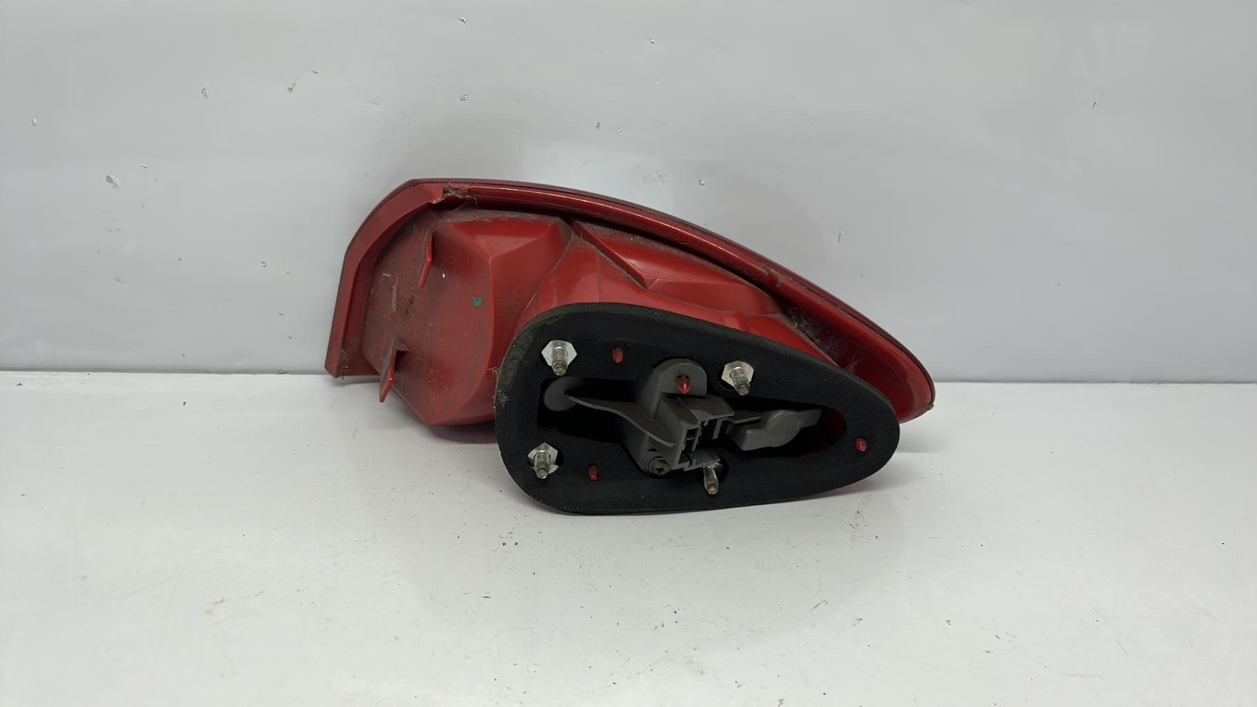 Feu arriere principal gauche (feux) alfa romeo 147 phase 2