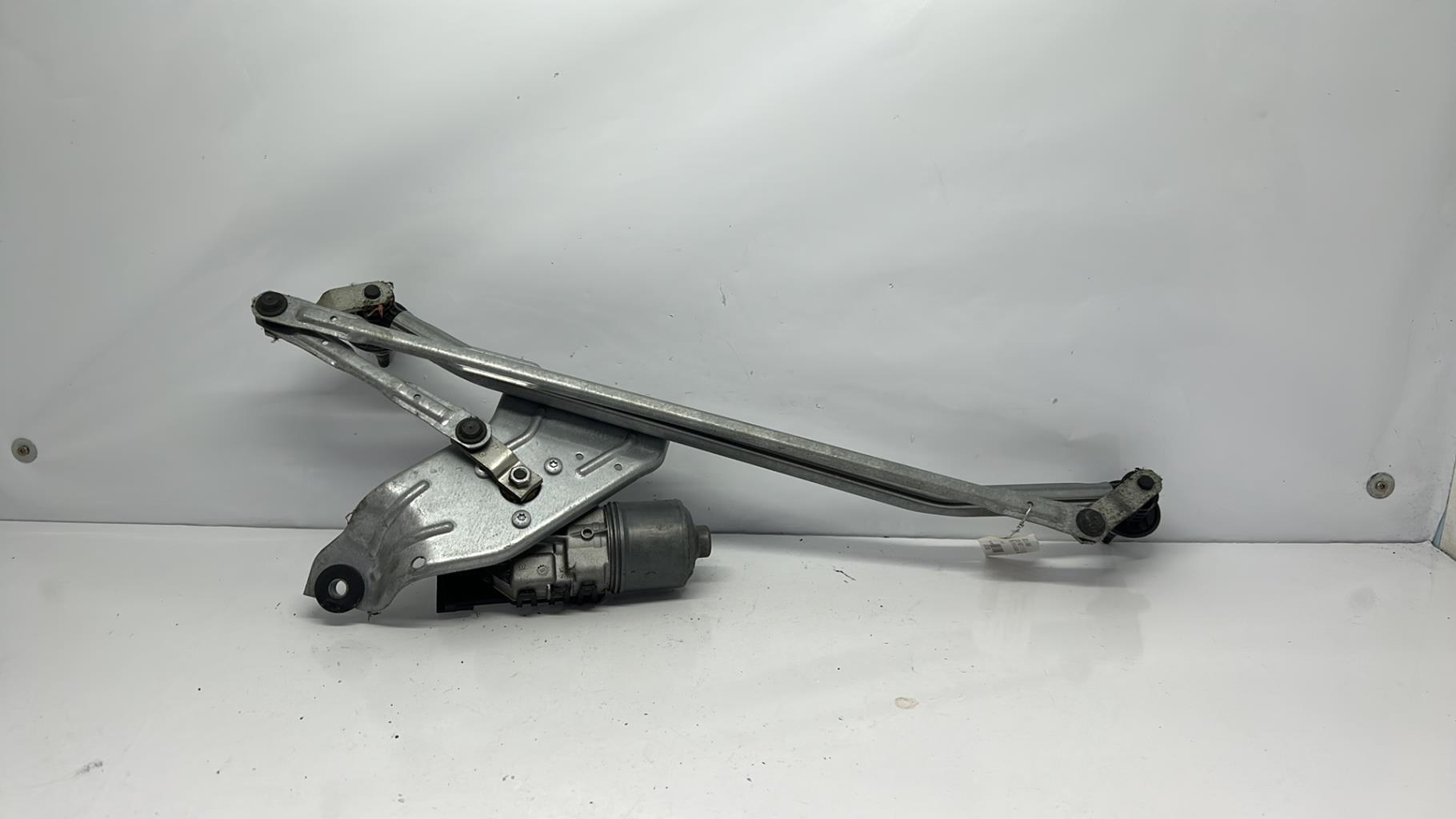 Moteur essuie glace avant dacia logan 1 phase 1
