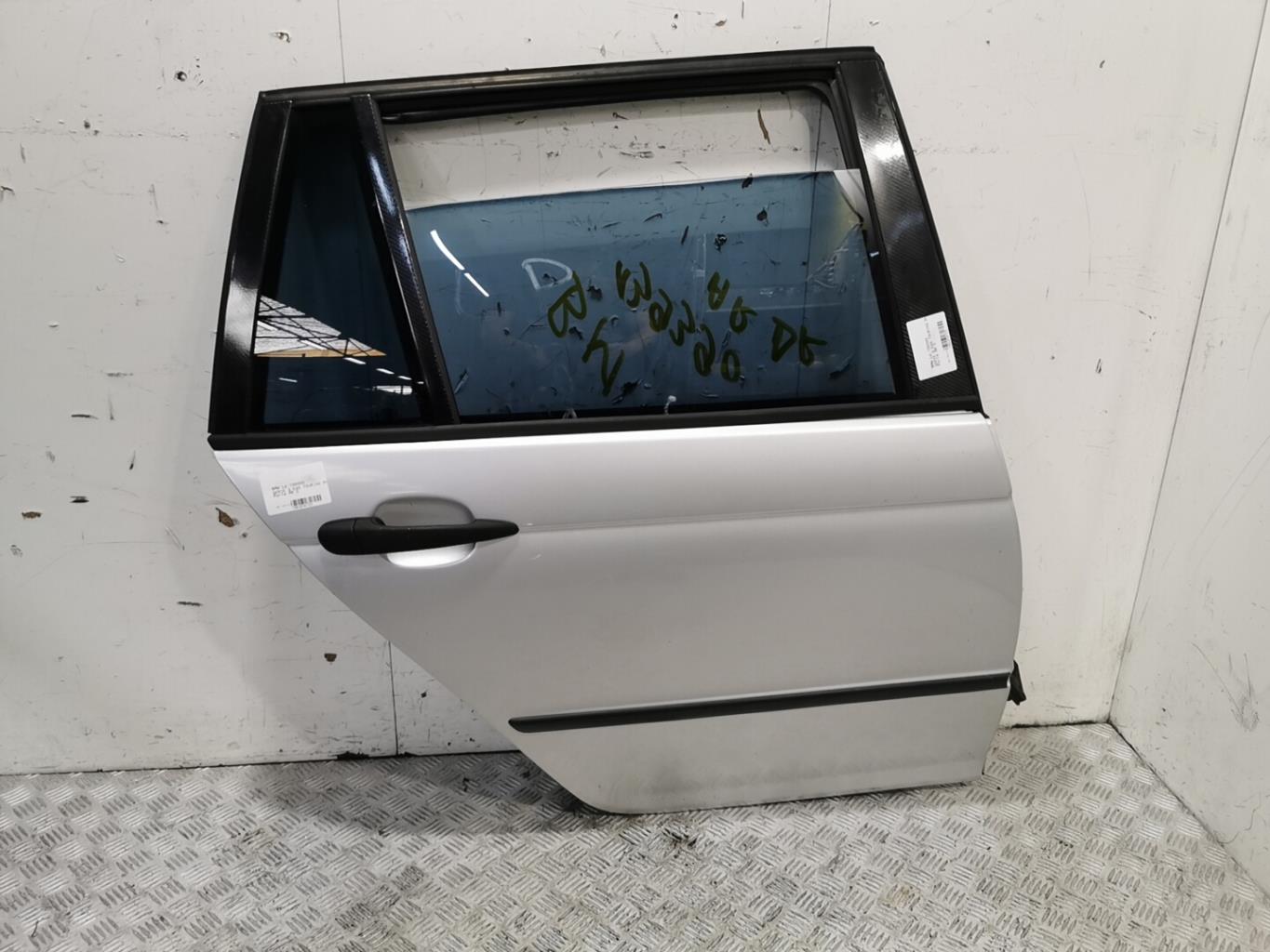 Porte arriere droit bmw serie 3 e46 touring phase 2 break