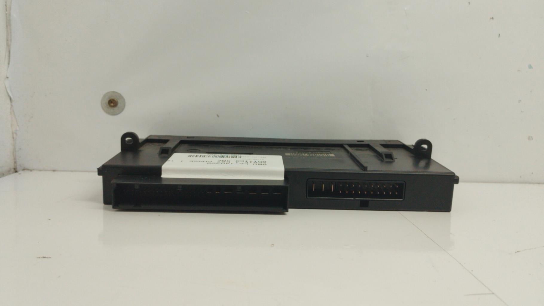 Calculateur bmw serie 1 e87 phase 1