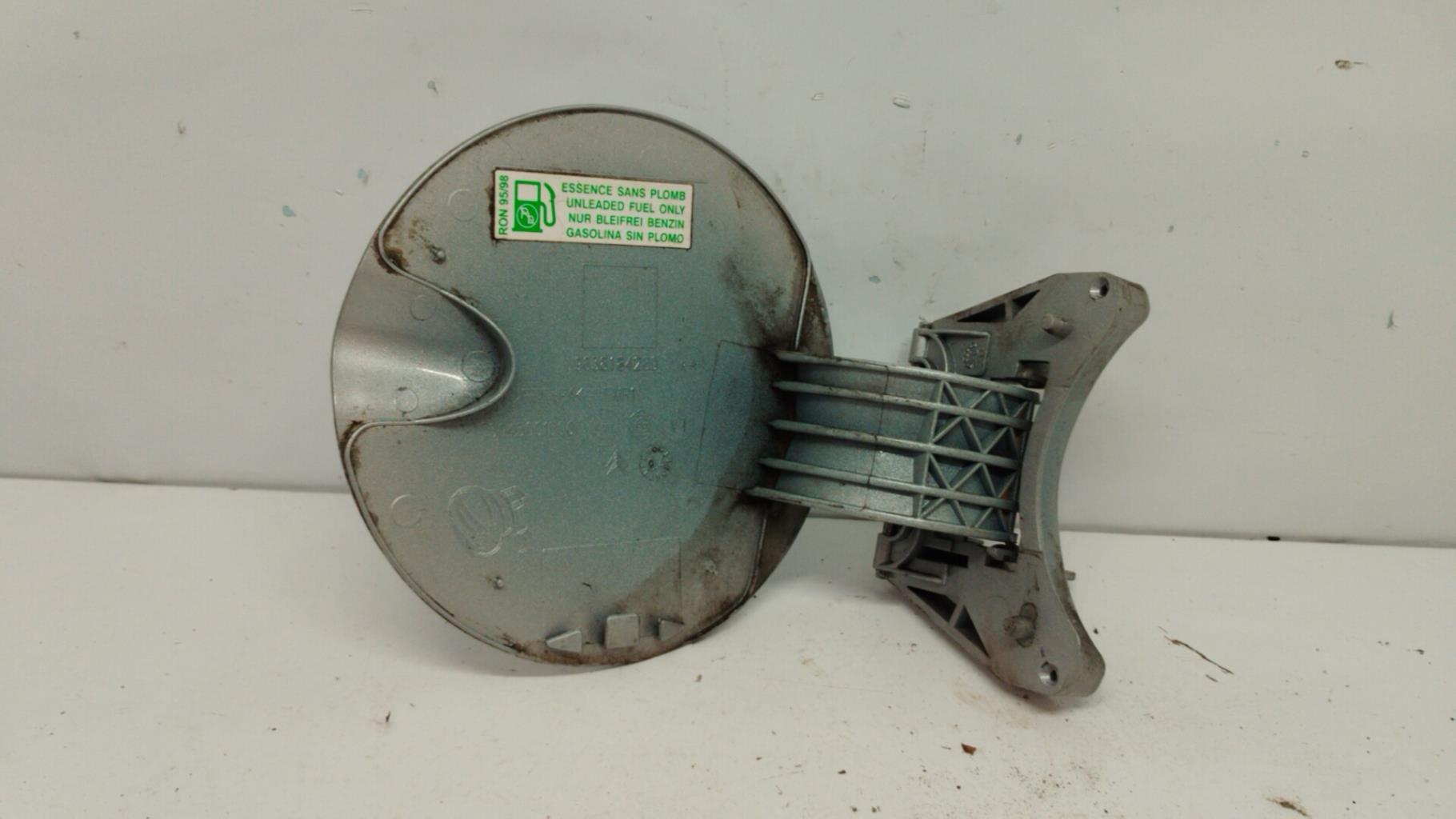 Trappe d'essence citroen c3 1 phase 1