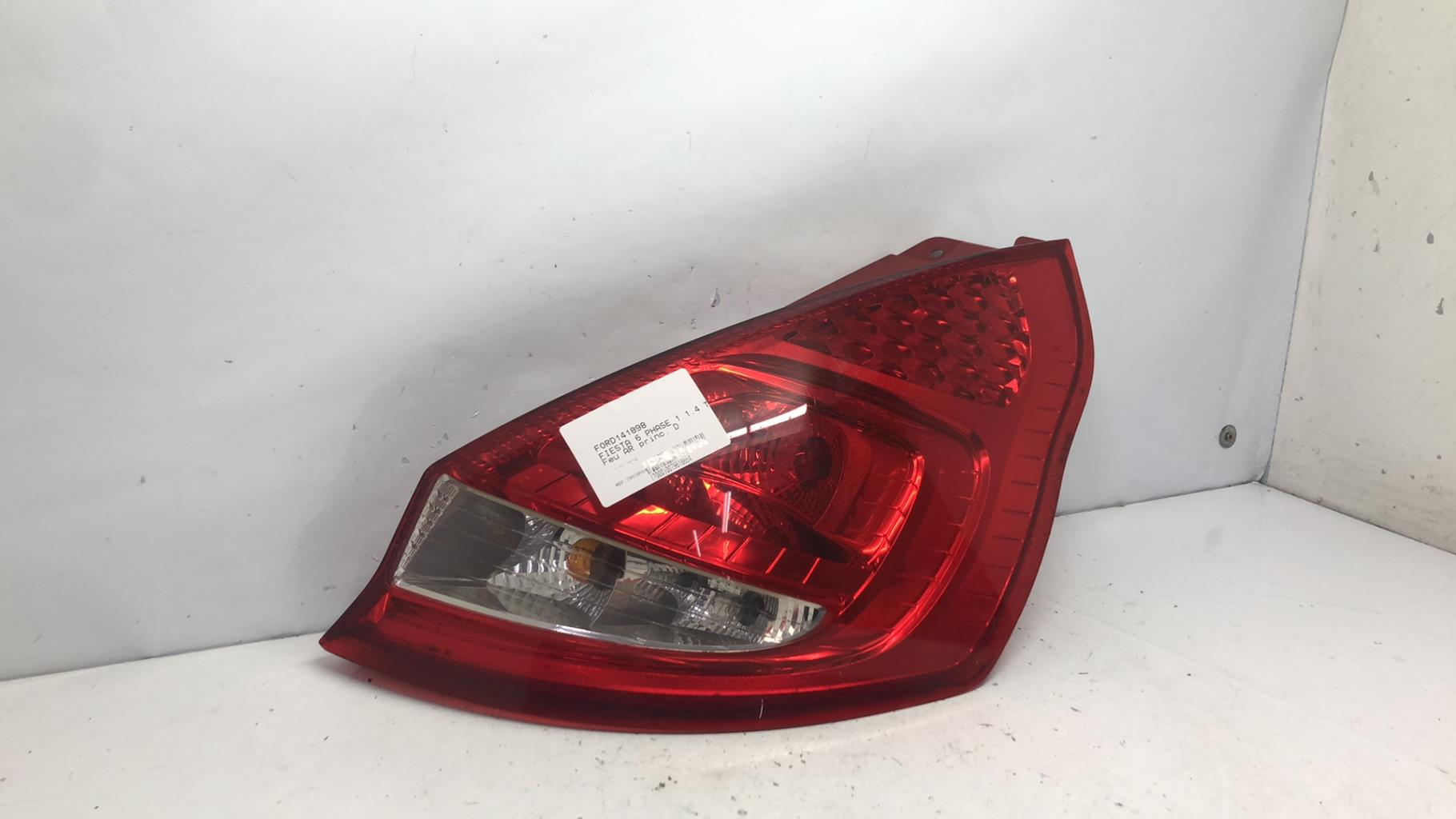 Feu arriere principal droit (feux) ford fiesta 6 phase 1