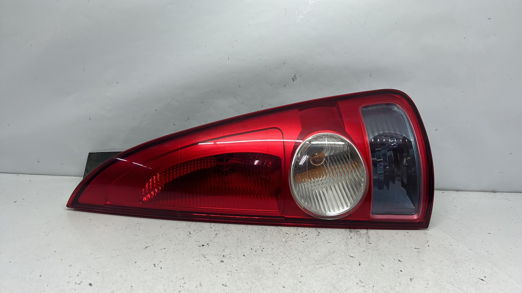 Feu arriere principal droit (feux) renault espace 4 phase 1