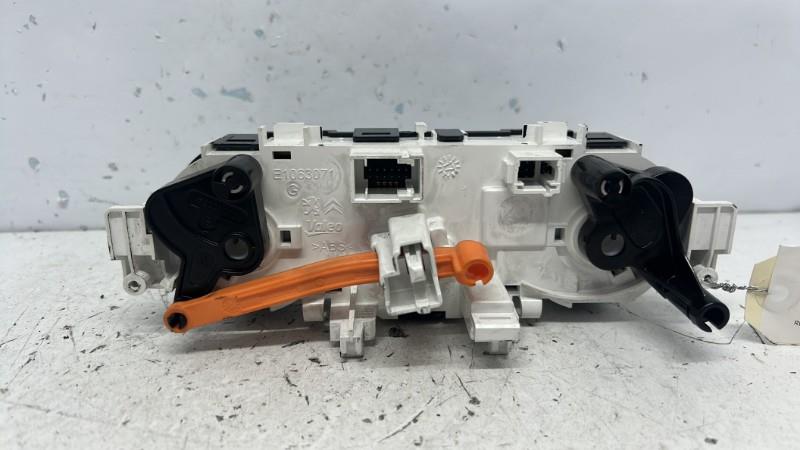 Commande chauffage peugeot 208 1 phase 2