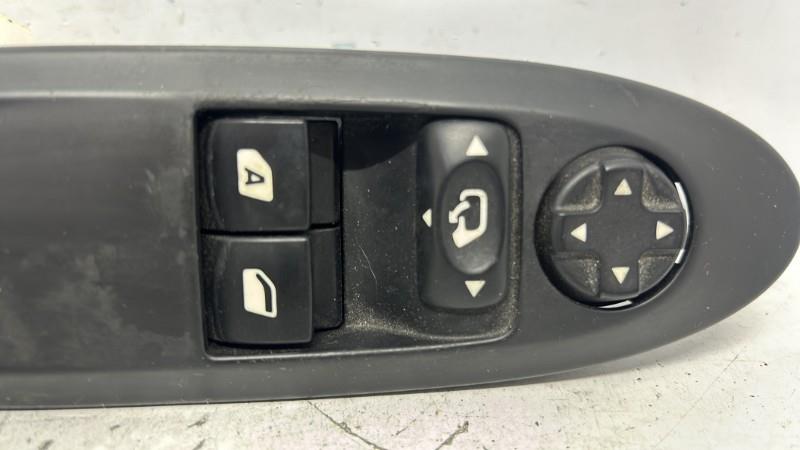 Interrupteur de leve vitre avant gauche citroen ds3 phase 1