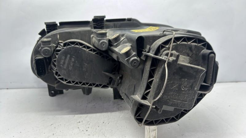 Optique avant principal droit (feux)(phare) volkswagen touran 1 phase 1