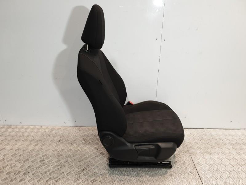 Siege avant droit peugeot 308 2 phase 1
