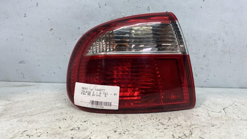 Feu arriere principal gauche (feux) seat toledo 2