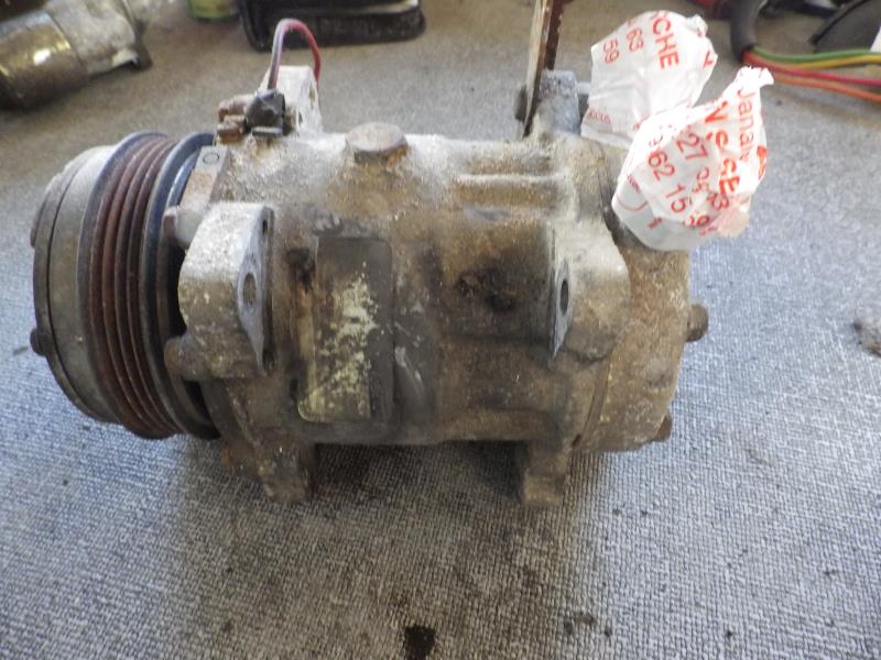 Compresseur clim RENAULT R25 PHASE 2 Diesel - 1
