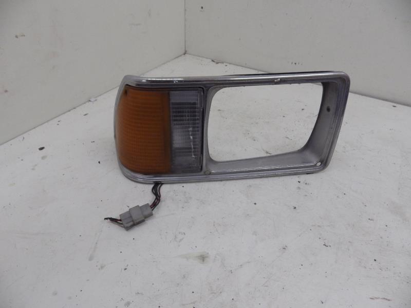 Enjoliveur de phare droit MAZDA 626 GE 1992 Essence - 1
