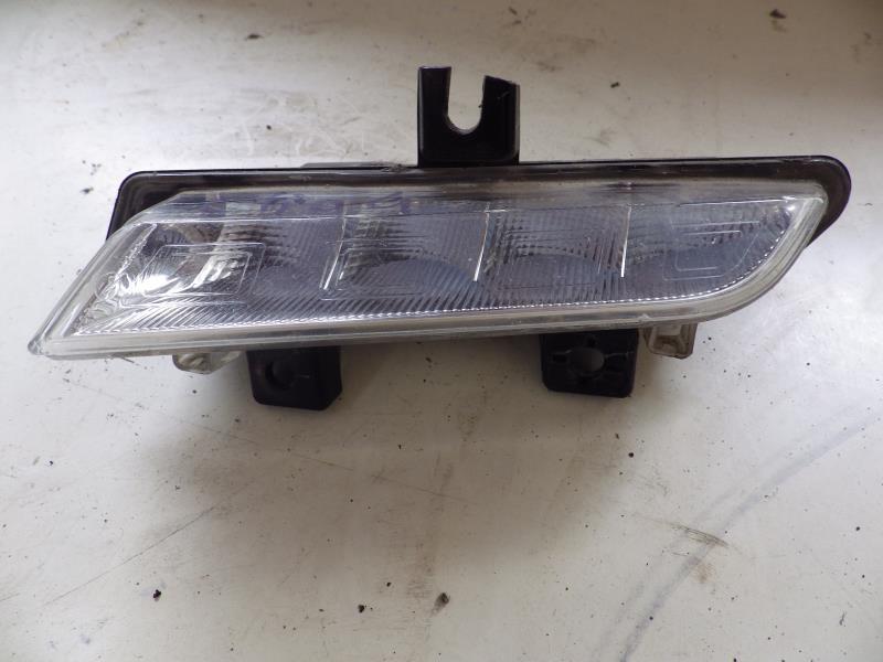Feu diurne avant gauche RENAULT CLIO 4 PHASE 1 Essence - 1