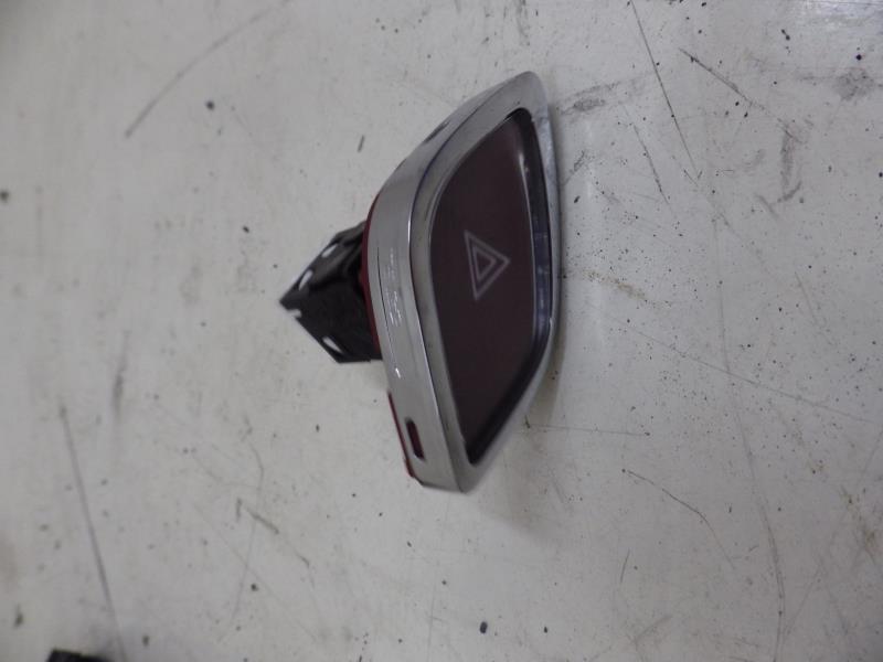 Bouton de warning CITROEN C3 2 PHASE 2 Diesel - 1