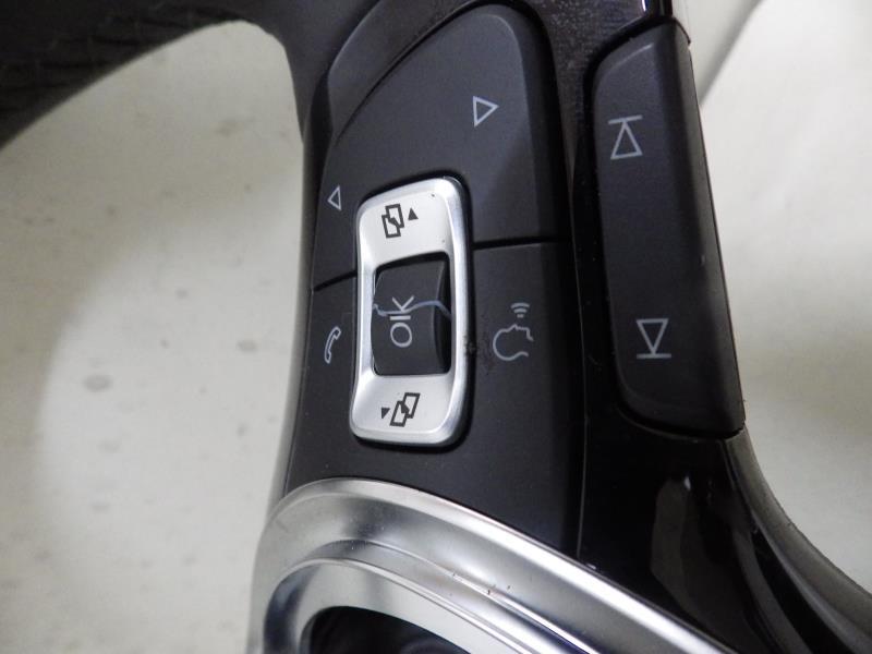Volant VOLKSWAGEN GOLF 7 PHASE 1 Diesel - 1