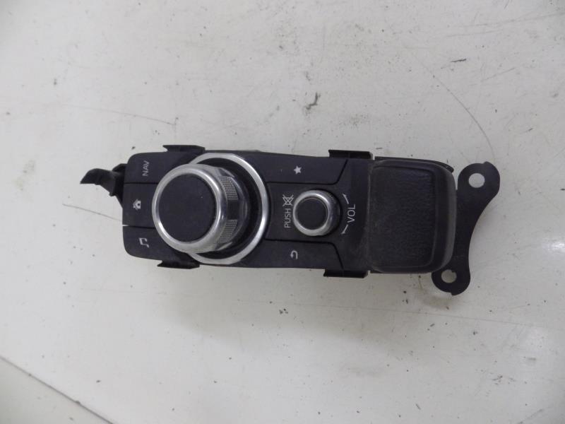 Commande autoradio MAZDA 626 2 PHASE 3 Essence - 1