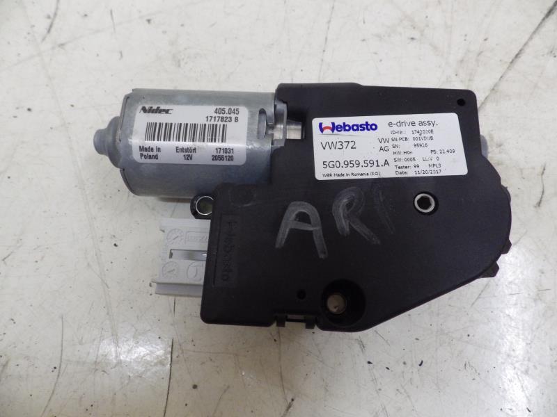 Moteur toit ouvrant VOLKSWAGEN GOLF 7 PHASE 1 Diesel - 1